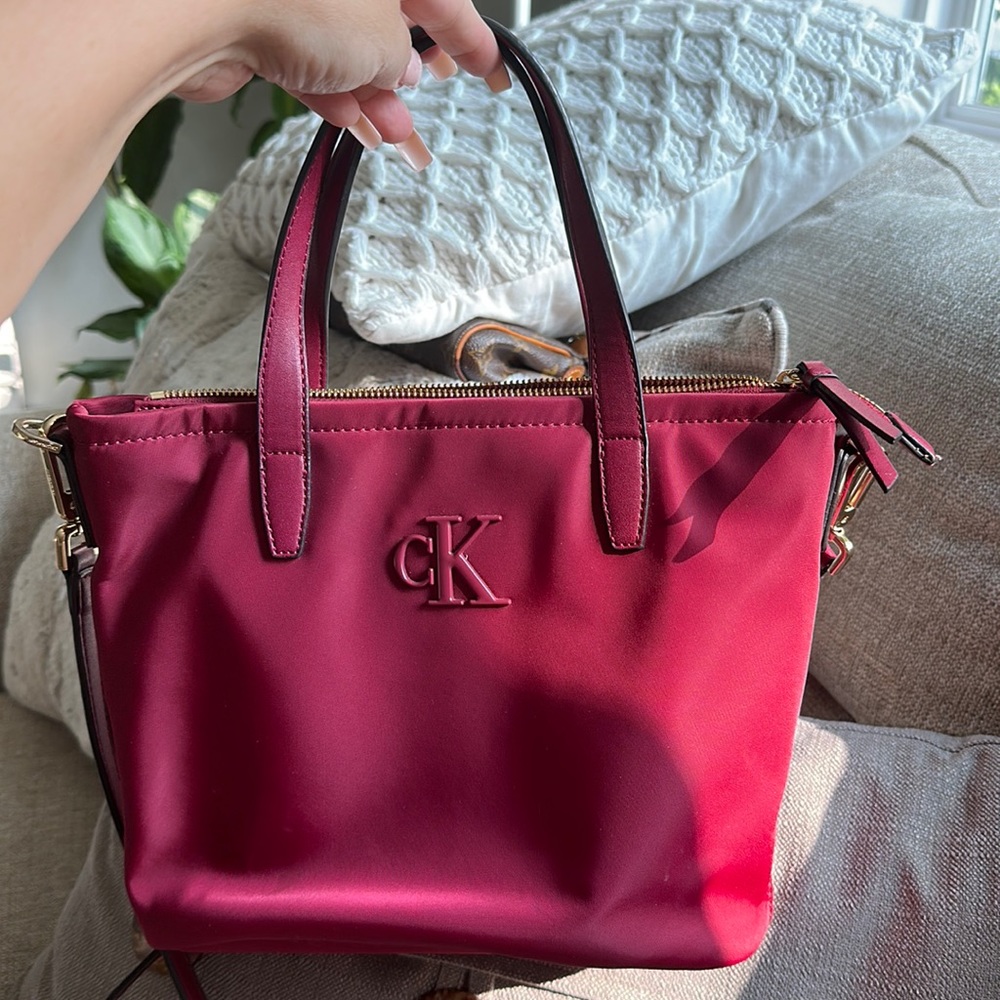 Crossbody / hand bag